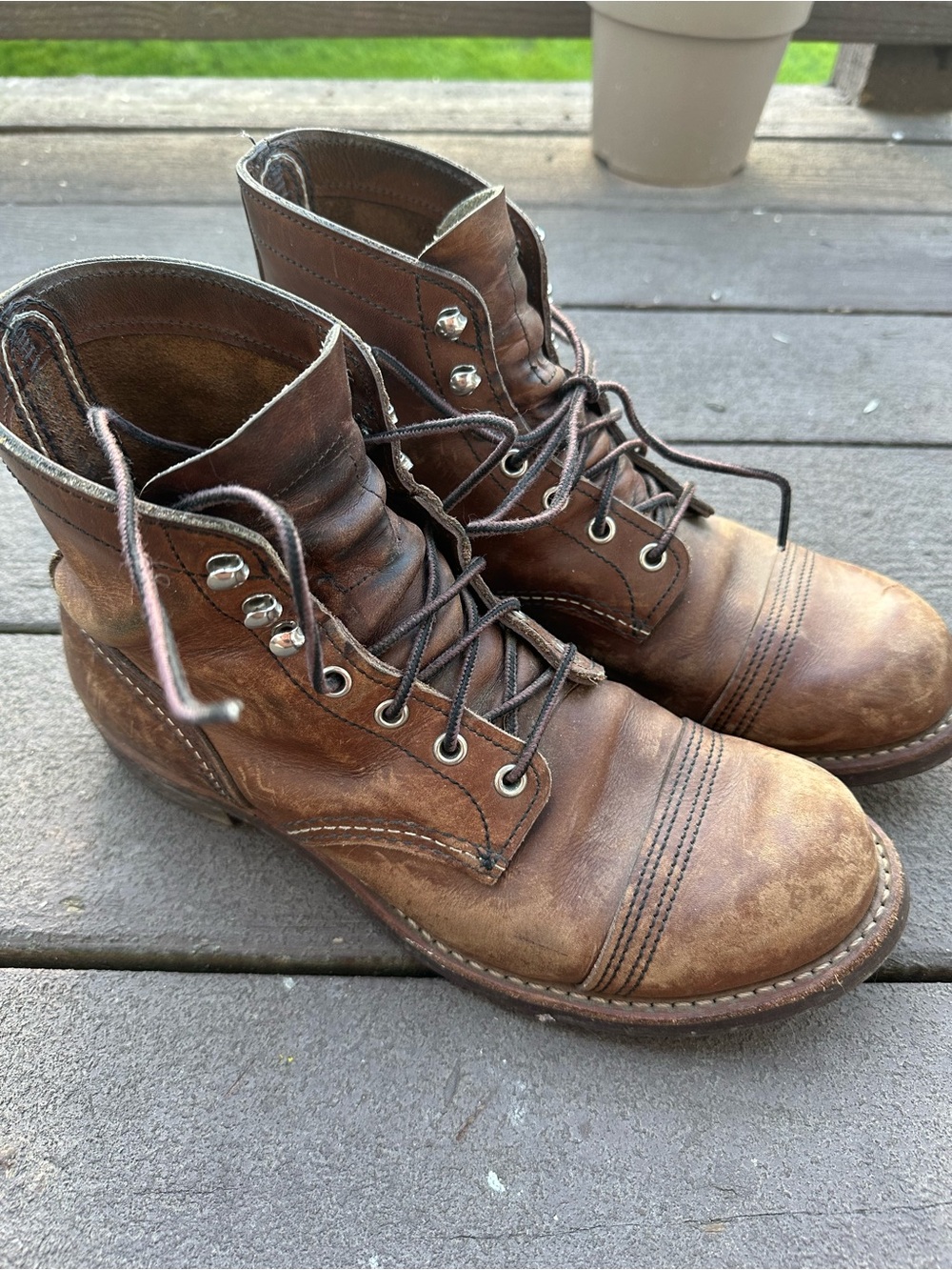 Men's Brown redwing heritage iron rangers, size 8.5D
